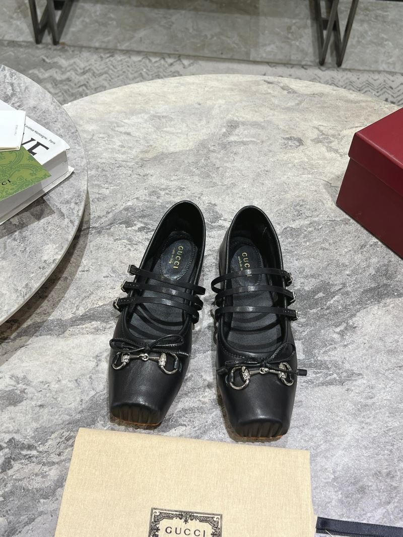 Gucci Low Shoes